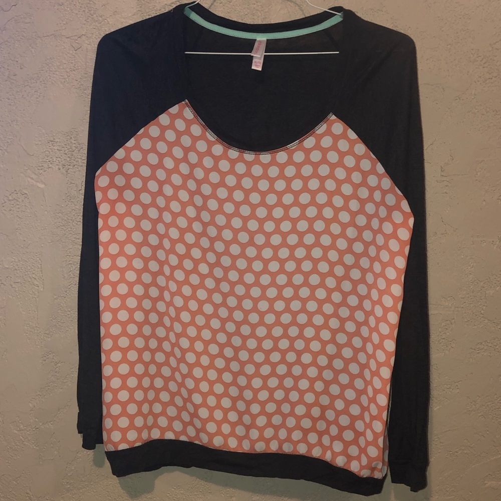 Super cute Polka Dot shirt